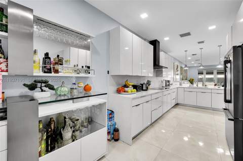 16911 SW 115th Ave, Miami FL - photo 6 of 30