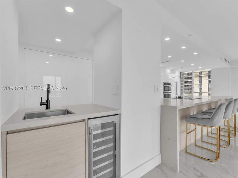 3 bedroom Condominium at 19707 Turnberry way 25D, Turnberry Isle Condo, Aventura — photo 2