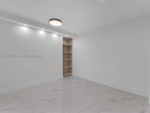 19707 Turnberry way 25D, Aventura FL - photo 21 of 34