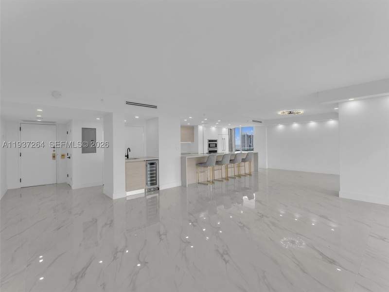 3 bedroom Condominium at 19707 Turnberry way 25D, Turnberry Isle Condo, Aventura — photo 3