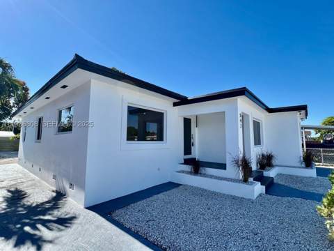 542 E 20th St, Hialeah FL - photo 13 of 36