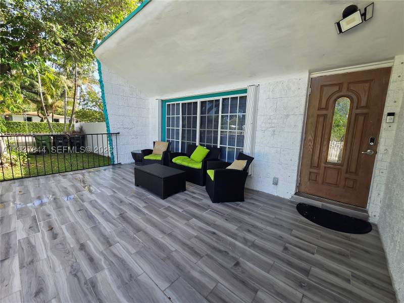 4 bedroom SingleFamilyResidence at 13895 NE 11th Ave, Irons Manor High Pine Add, North Miami — photo 4