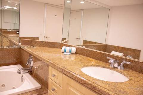 1717 N Bayshore Dr B-4141, Miami FL - photo 19 of 27