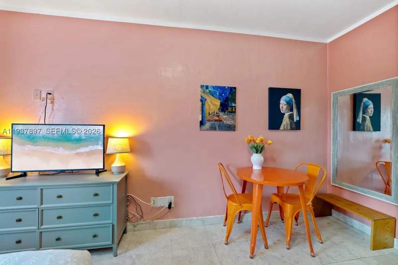 0 bedroom Condominium at 255 W 24th St 234, The Mantell Condo, Miami Beach — photo 5