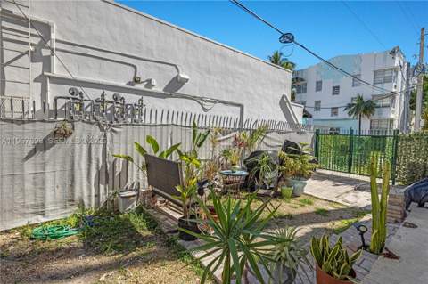 439 15th St 2, Miami Beach FL - photo 14 of 20