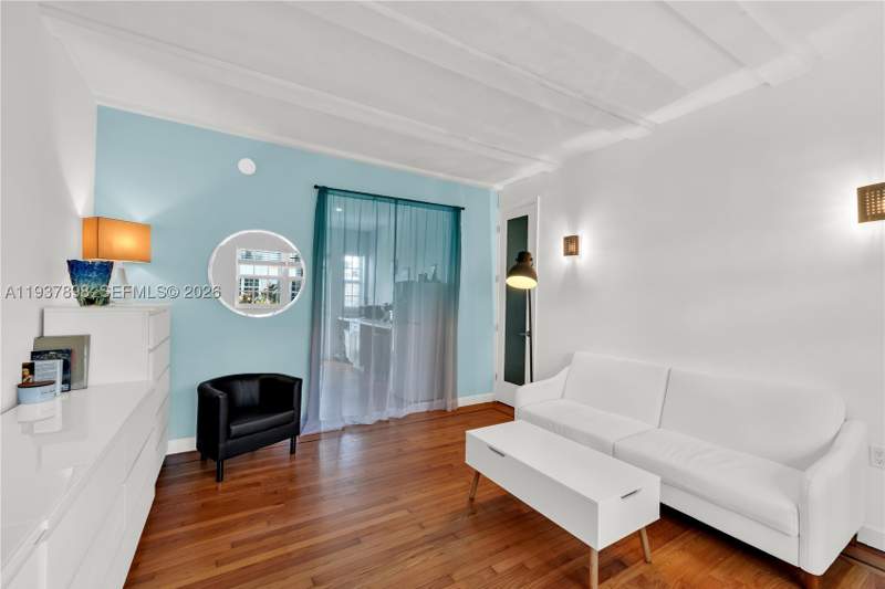 1 bedroom Condominium at 439 15th St 2, Beach Gardens Condo, Miami Beach — photo 4