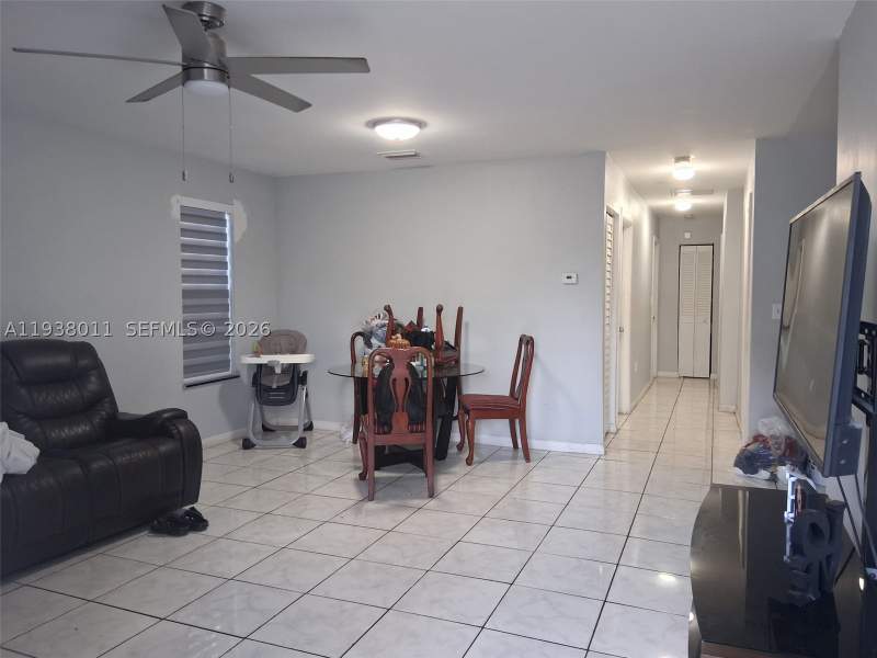 4 bedroom SingleFamilyResidence at 514 NW 7th Ave, Blvd Add, Homestead — photo 4
