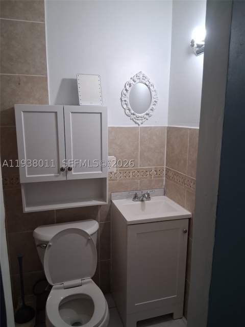 514 NW 7th Ave, Homestead FL - photo 6 of 8