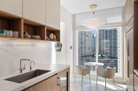 900 Brickell Key Blvd 2004, Miami FL - photo 12 of 35