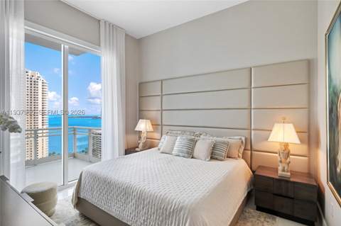 900 Brickell Key Blvd 2004, Miami FL - photo 24 of 35