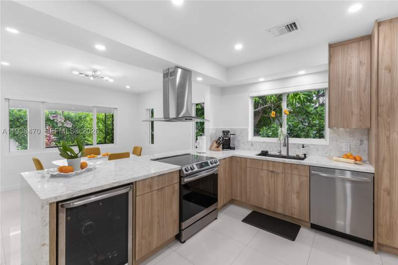 3 bedroom SingleFamilyResidence at 741 NE 87th St, North Shore Crest, Miami — photo 3
