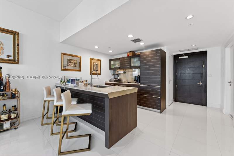 1 bedroom Condominium at 200 Biscayne Boulevard Way 4414, Epic West Condo, Miami — photo 4
