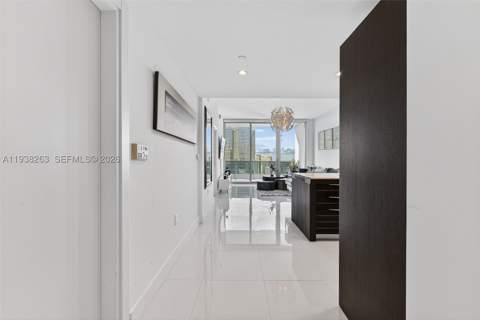 200 Biscayne Boulevard Way 4414, Miami FL - photo 9 of 29