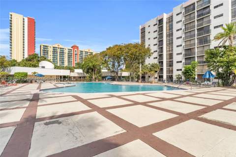 16919 N Bay Rd 118, Sunny Isles Beach FL - photo 14 of 20