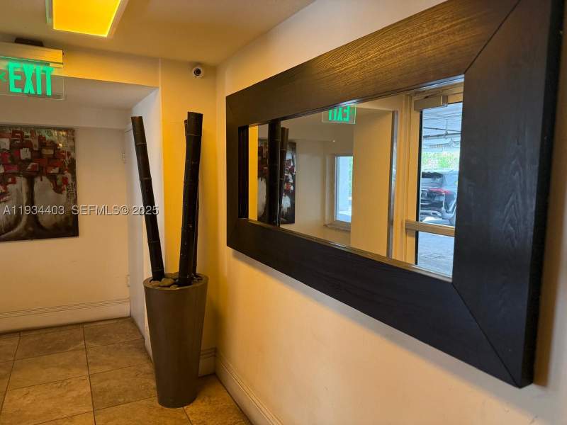 1 bedroom Condominium at 910 Michigan Ave 305, Michigan West Condo, Miami Beach — photo 2