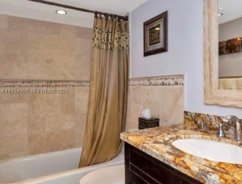 20401 NE 30th Ave 108-8, Aventura FL - photo 12 of 32