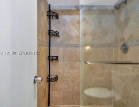 20401 NE 30th Ave 108-8, Aventura FL - photo 13 of 32
