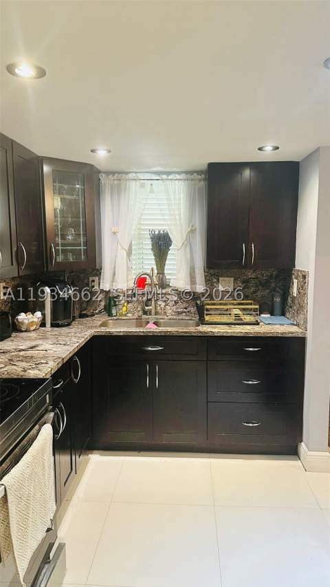 20401 NE 30th Ave 108-8, Aventura FL - photo 6 of 32