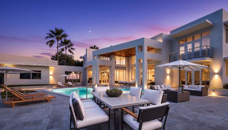 9 bedroom SingleFamilyResidence at 6300 SW 104th St, Helms Country Estates Add, Pinecrest — photo 3