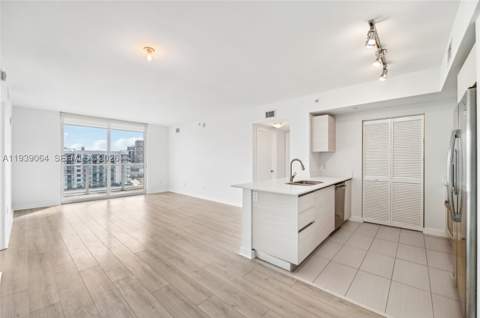 4250 Biscayne Blvd 1516, Miami FL - photo 7 of 28