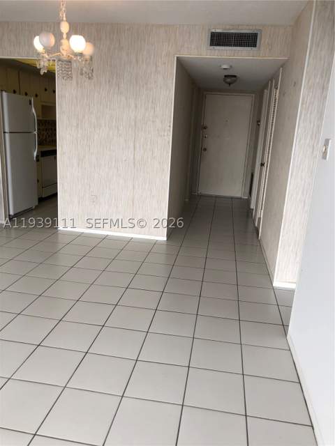 18011 Biscayne Blvd 1403, Aventura FL - photo 8 of 22