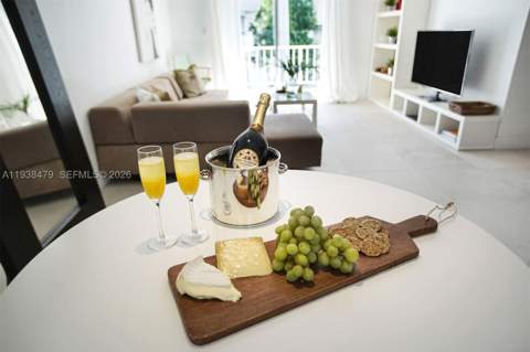 201 Jefferson Ave 2E, Miami Beach FL - photo 19 of 23