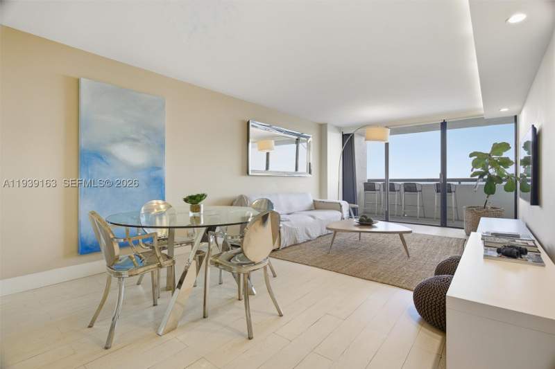 1 bedroom Condominium at 2555 Collins Ave 2105, Club Atlantis Condo, Miami Beach — photo 3