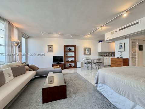 100 Lincoln Rd 1230, Miami Beach FL - photo 10 of 44