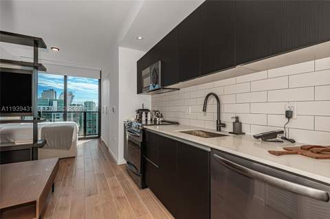 398 NE 5th St 4512, Miami FL - photo 20 of 23