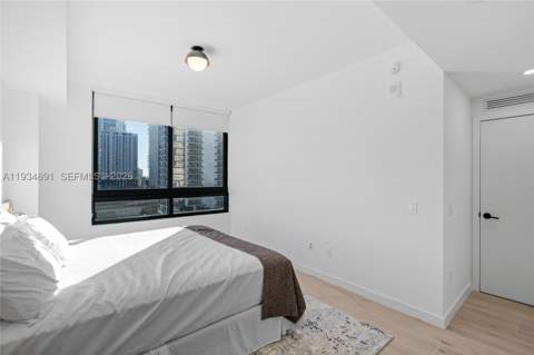 225 N Miami Ave 1405, Miami FL - photo 22 of 33