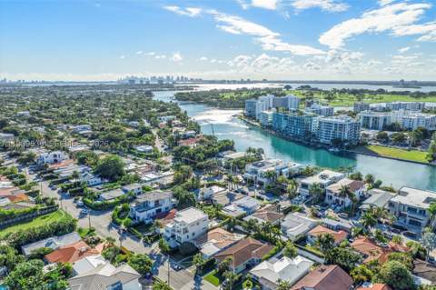 9424 - 9432 Carlyle Ave, Surfside FL - photo 6 of 12