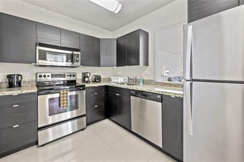 5601 Collins Ave 1618, Miami Beach FL - photo 11 of 31