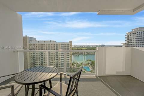 5601 Collins Ave 1618, Miami Beach FL - photo 16 of 31