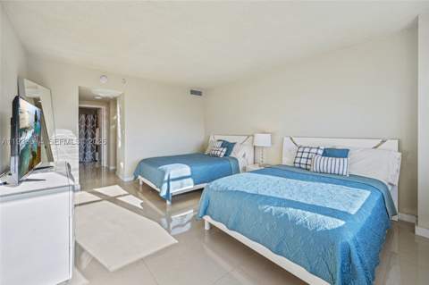 5601 Collins Ave 1618, Miami Beach FL - photo 7 of 31