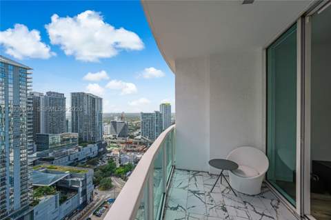 31 SE 5th St 3918, Miami FL - photo 19 of 24