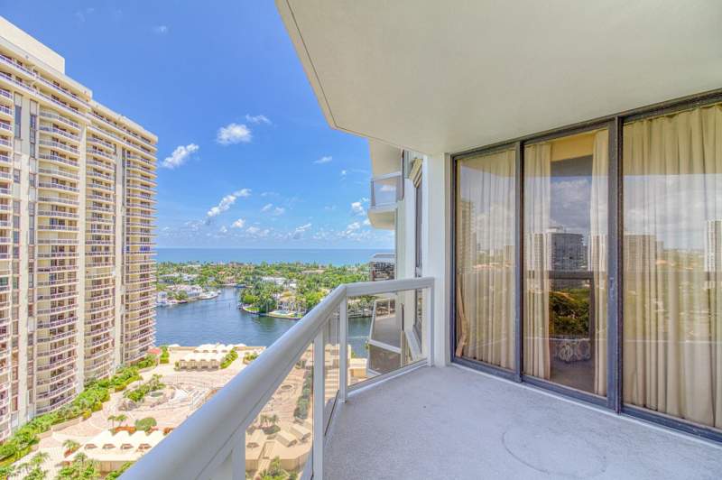 2 bedroom Condominium at 20185 E Country Club Drive 1709, The Landmark Club Condo, Aventura — photo 2