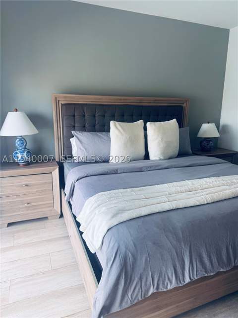 121 NE 34th St 1904, Miami FL - photo 10 of 51