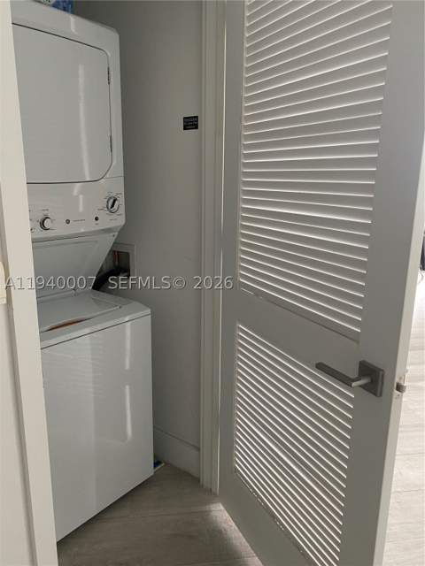 121 NE 34th St 1904, Miami FL - photo 12 of 51