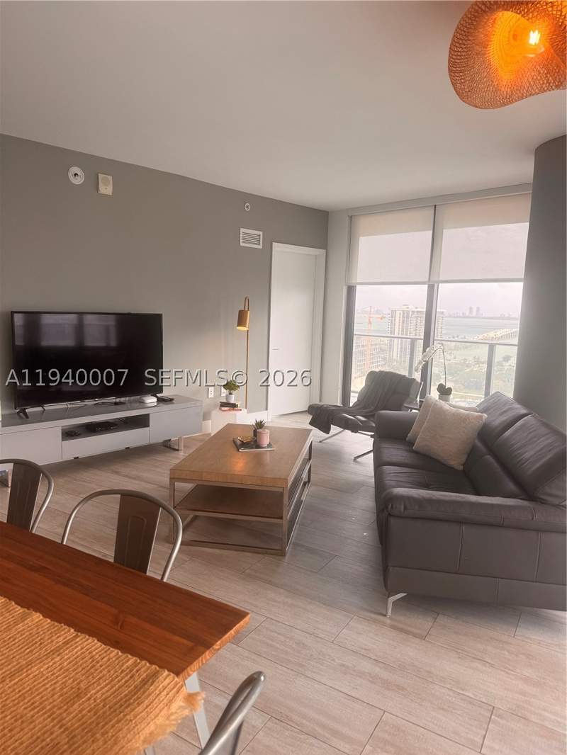 2 bedroom Condominium at 121 NE 34th St 1904, 3401 MIDTOWN CONDO, Miami — photo 4