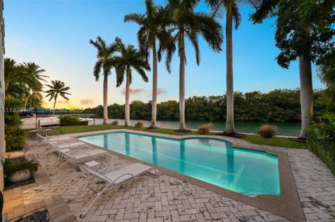 100 Cape Florida Dr, Key Biscayne FL - photo 8 of 68
