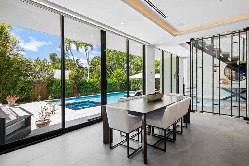 4 bedroom SingleFamilyResidence at 5288 Alton Road, La Gorce Golf Sub, Miami Beach — photo 2