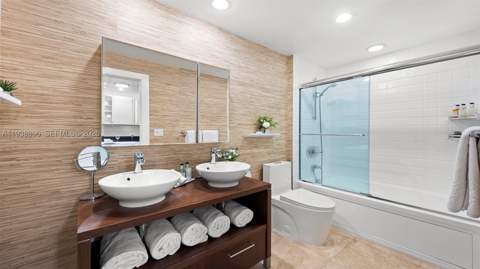 2301 Collins Ave 1632, Miami Beach FL - photo 10 of 28