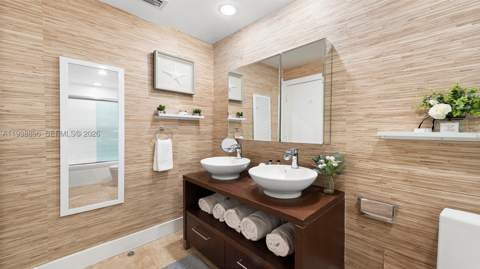 2301 Collins Ave 1632, Miami Beach FL - photo 11 of 28