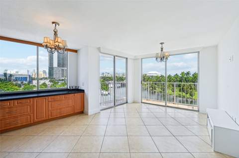 1740 NW N River Dr 614, Miami FL - photo 6 of 26