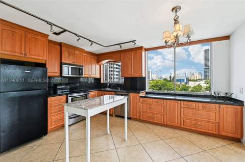 1740 NW N River Dr 614, Miami FL - photo 9 of 26
