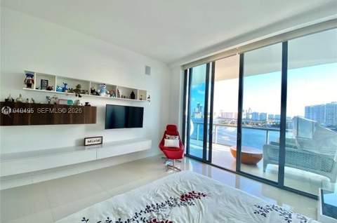 3300 NE 188th St Lph11, Aventura FL - photo 10 of 13