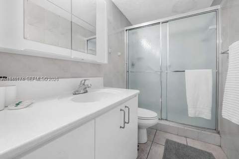 5601 Collins Ave 825, Miami Beach FL - photo 20 of 39