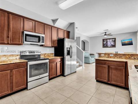 625 SE 30th Ter, Homestead FL - photo 21 of 74