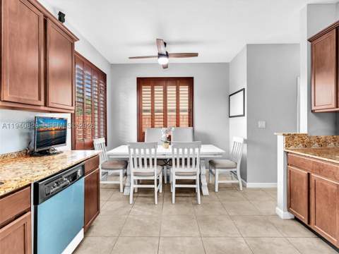 625 SE 30th Ter, Homestead FL - photo 23 of 74