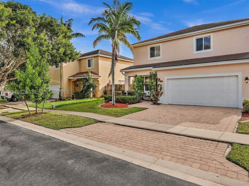 4 bedroom SingleFamilyResidence at 625 SE 30th Ter, Rauls Place At Oasis, Homestead — photo 3